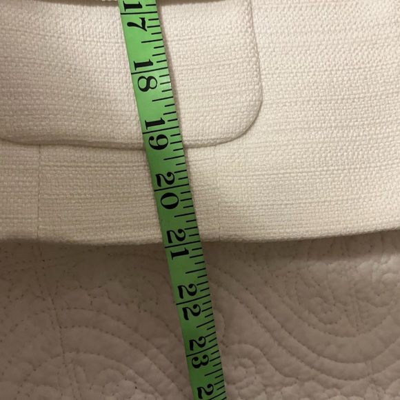 Banana Republic White Military Inspired Round Collar Blazer, size 4 - Picture 11 of 14